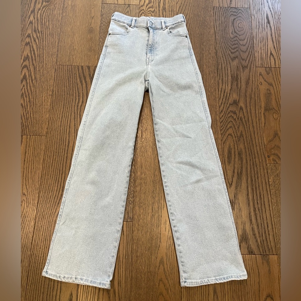 Dr. Demin Aritzia Super high rise stretch sz Small 26/27